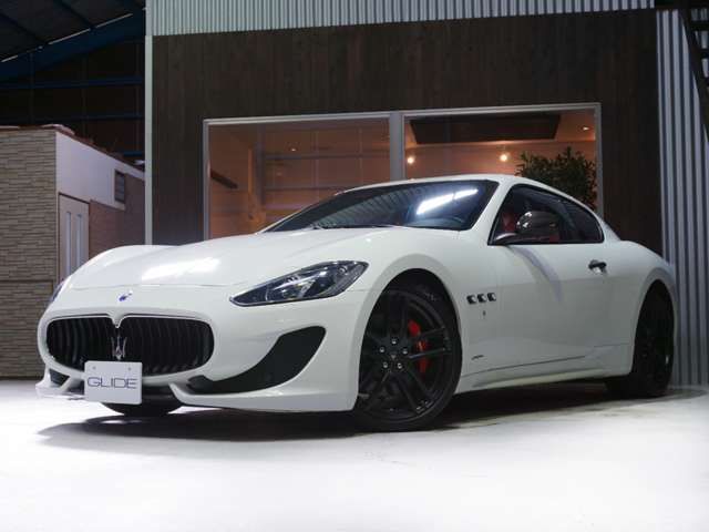 Maserati GRANTURISMO 2015-12 13966-3
