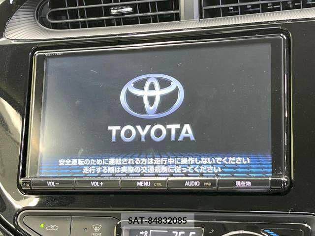 Toyota AQUA 2017-07 214082-3
