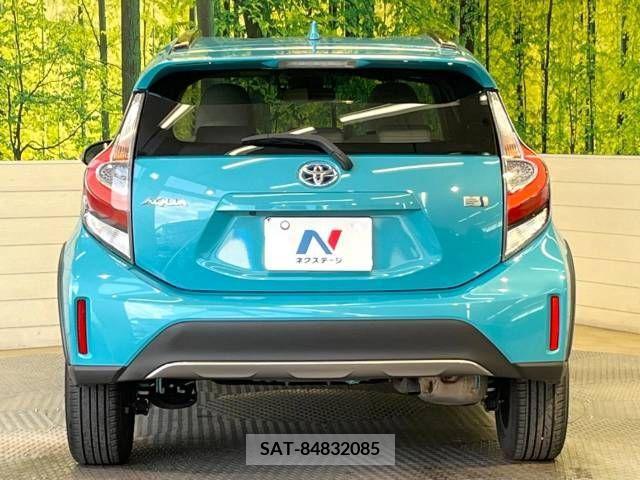 Toyota AQUA 2017-07 214082-15