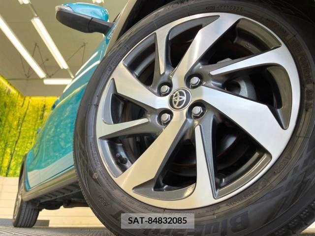 Toyota AQUA 2017-07 214082-13