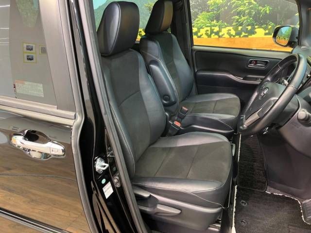 Toyota NOAH HYBRID 2017-02 9766-8