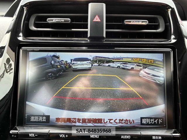 Toyota PRIUS 2018-03 330572-29