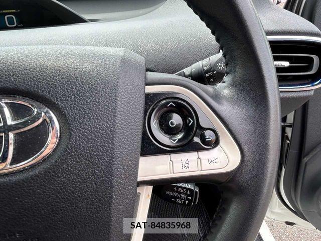 Toyota PRIUS 2018-03 330572-23