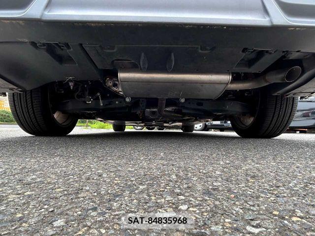 Toyota PRIUS 2018-03 330572-9