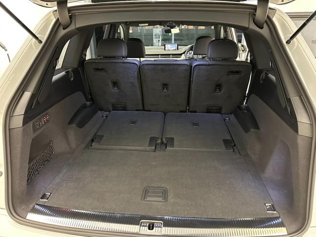 Audi Q7 2018-10 29207-18