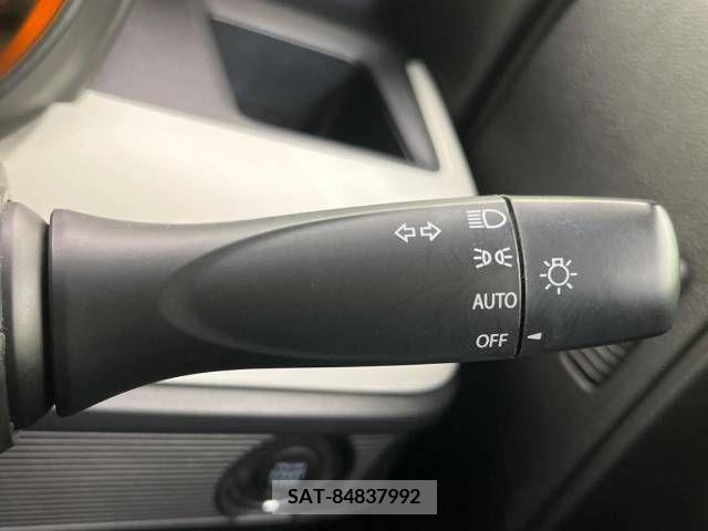 Suzuki SPACIA 2018-09 246929-5