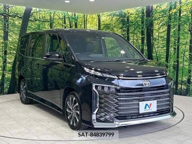 Toyota VOXY 2023-05 379722-17