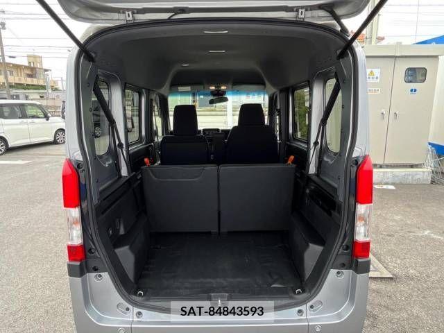 Honda N-VAN 2018-08 255128-10