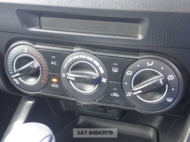 Mazda AXELA 2019-02 205494-11