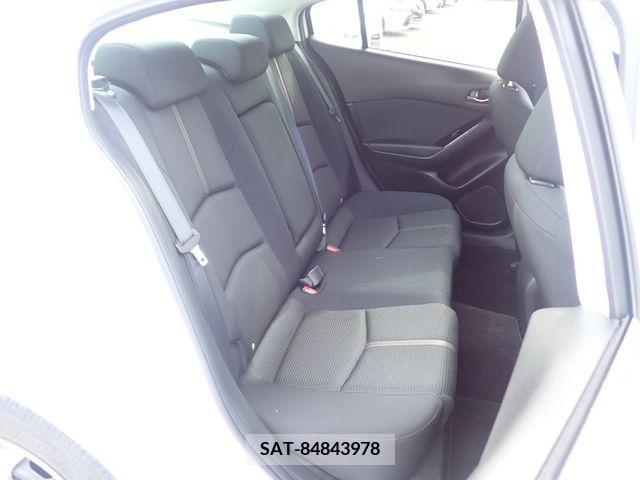Mazda AXELA 2019-02 205494-15