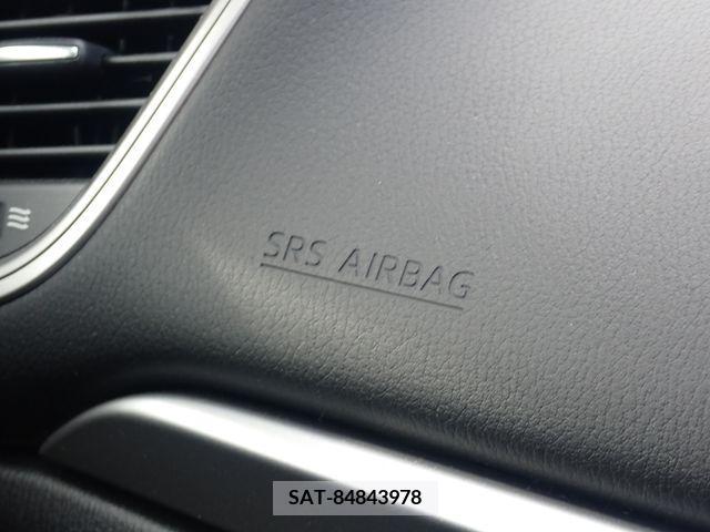 Mazda AXELA 2019-02 205494-17