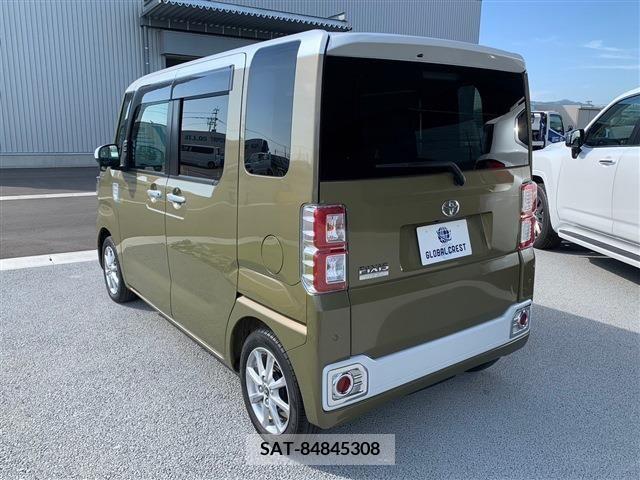 Toyota Pixis Mega 2022-02 298204-5