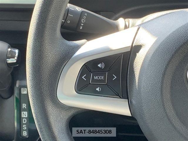 Toyota Pixis Mega 2022-02 298204-21