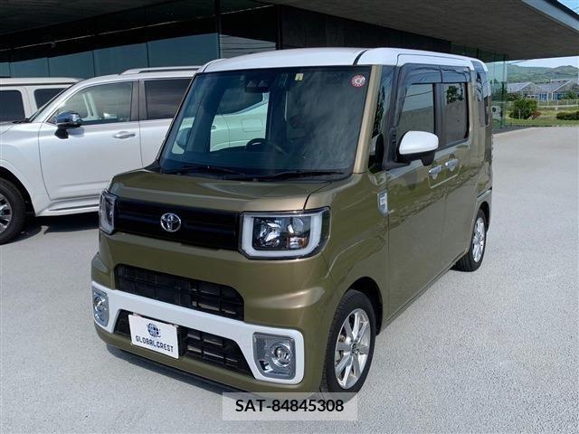 Toyota Pixis Mega 2022-02 298204-3