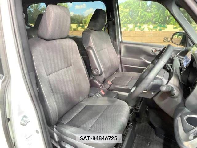 Toyota NOAH 2022-02 341997-13