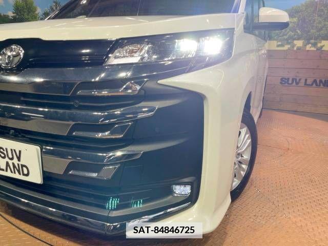 Toyota NOAH 2022-02 341997-9