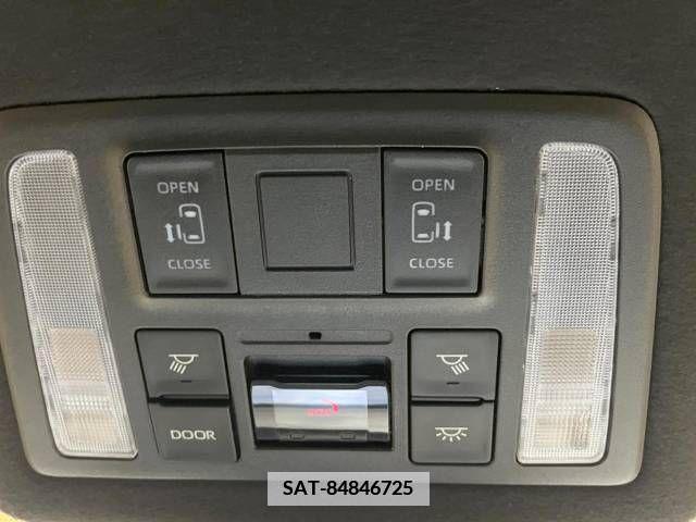 Toyota NOAH 2022-02 341997-6