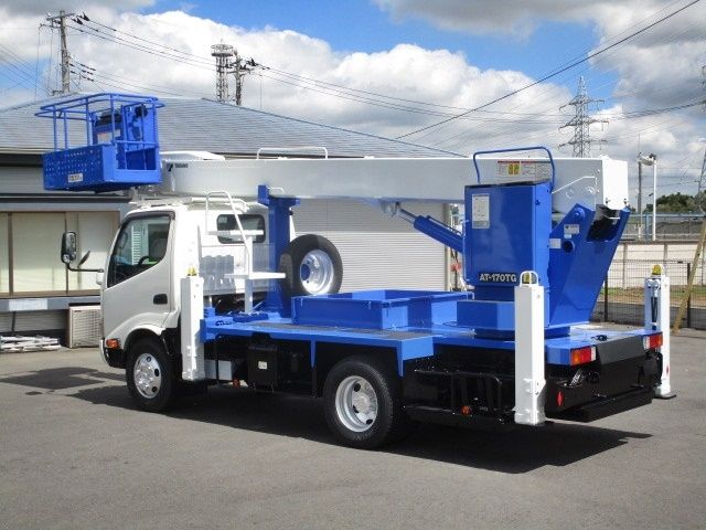 Hino DUTRO 2013-08 20152-4