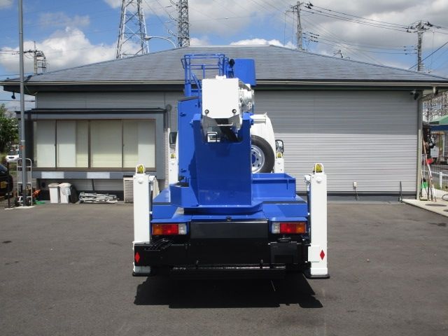 Hino DUTRO 2013-08 20152-6