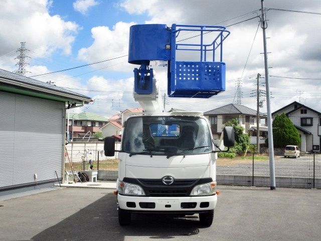 Hino DUTRO 2013-08 20152-1