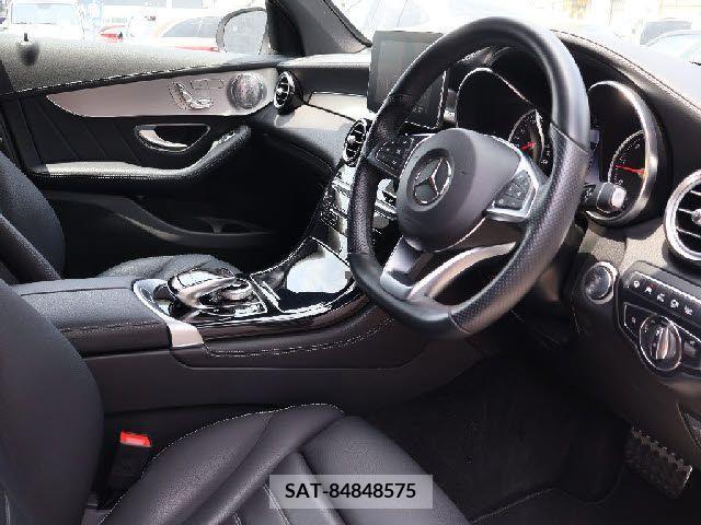 Amg C-CLASS 2018-12 378476-11
