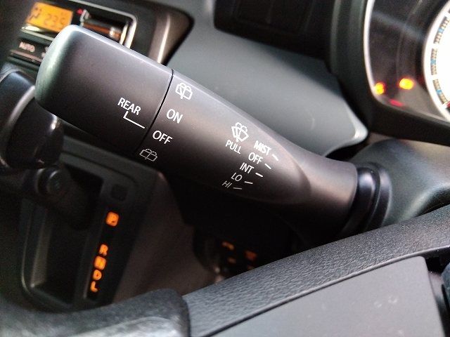 Suzuki SPACIA 2023-01 188303-24
