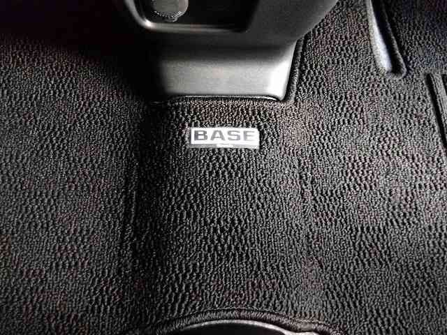Suzuki SPACIA 2023-01 188303-17