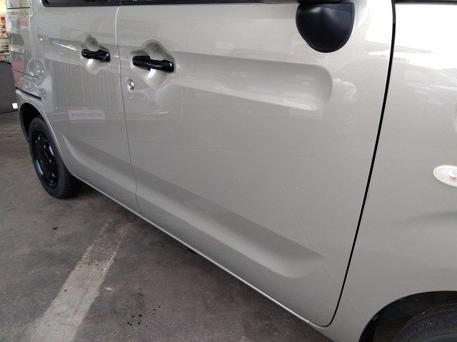 Suzuki SPACIA 2023-01 188303-14