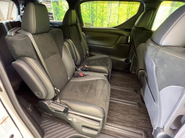 Toyota VELLFIRE 2020-10 182122-9