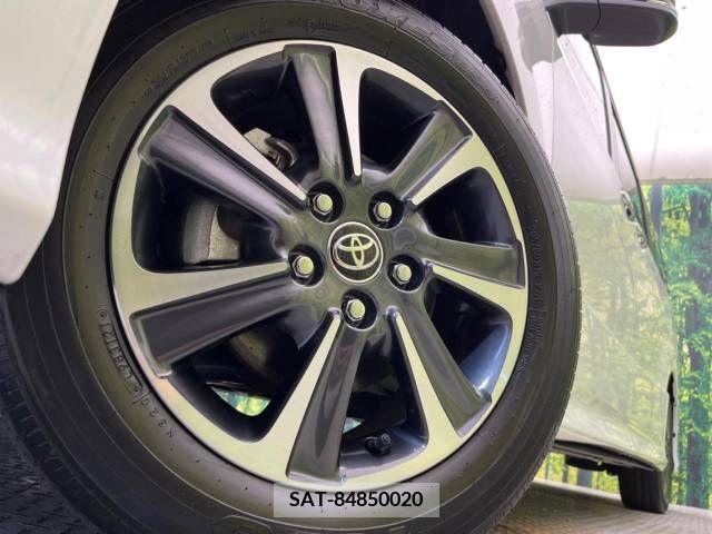Toyota VOXY 2021-10 348020-13
