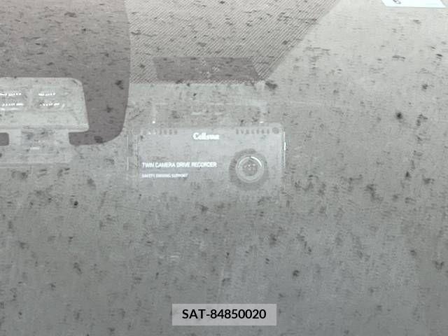 Toyota VOXY 2021-10 348020-6