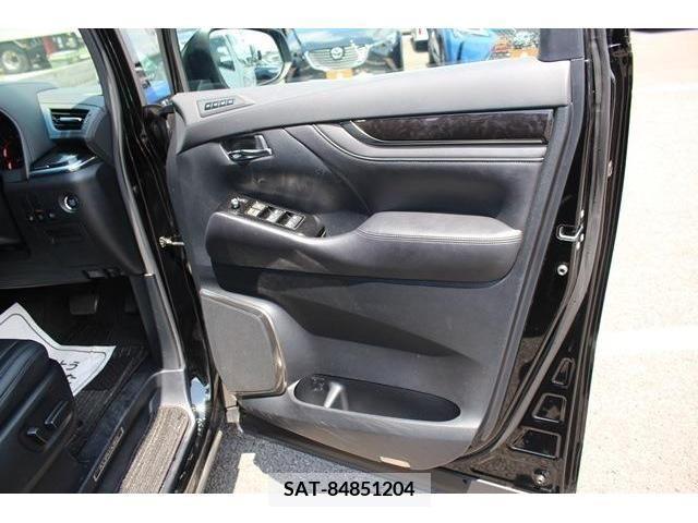 Toyota ALPHARD 2018-03 345432-14