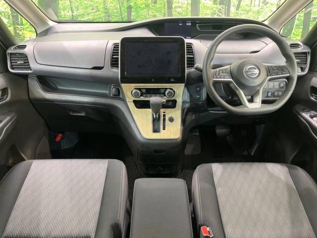 Nissan SERENA 2019-08 9638-1