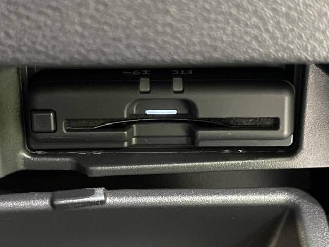 Nissan SERENA 2019-08 9638-7