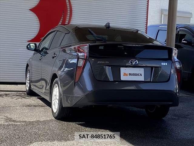 Toyota PRIUS 2016-07 256299-10
