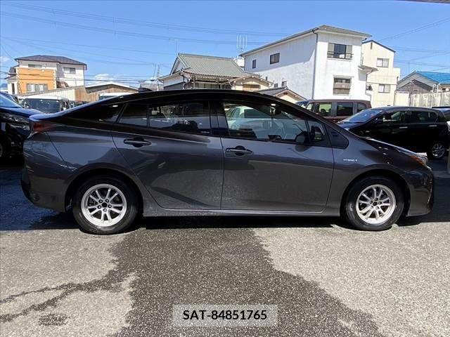 Toyota PRIUS 2016-07 256299-9