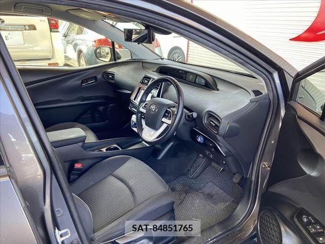 Toyota PRIUS 2016-07 256299-12