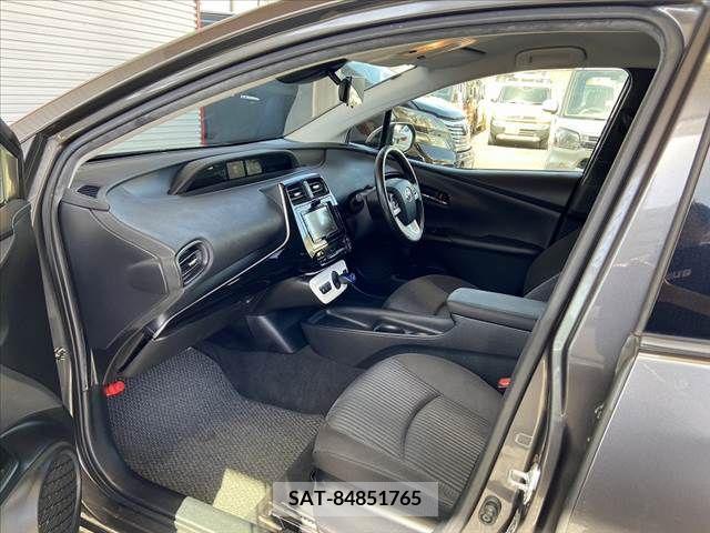 Toyota PRIUS 2016-07 256299-13