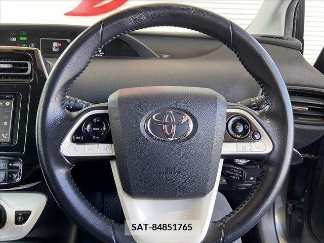 Toyota PRIUS 2016-07 256299-6