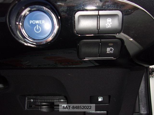Toyota PRIUS 2019-03 200684-18