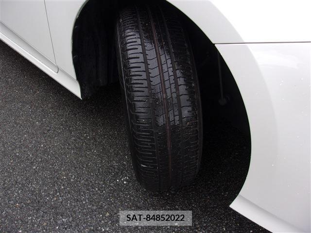 Toyota PRIUS 2019-03 200684-12