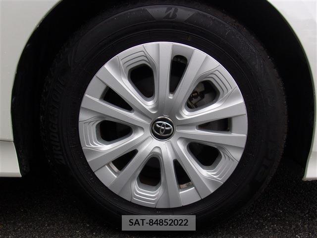 Toyota PRIUS 2019-03 200684-10