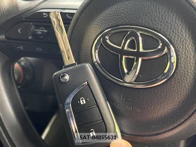 Toyota YARIS 2020-12 347127-6