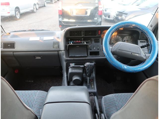 Toyota HIACE WAGON 1994-10 18277-7