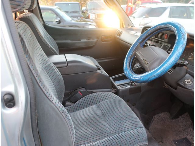 Toyota HIACE WAGON 1994-10 18277-6