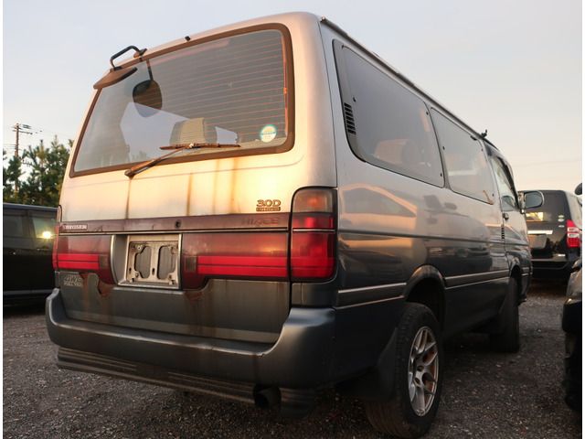 Toyota HIACE WAGON 1994-10 18277-3