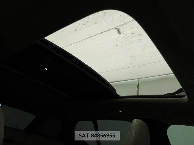 Volvo XC40 2022-10 380204-4