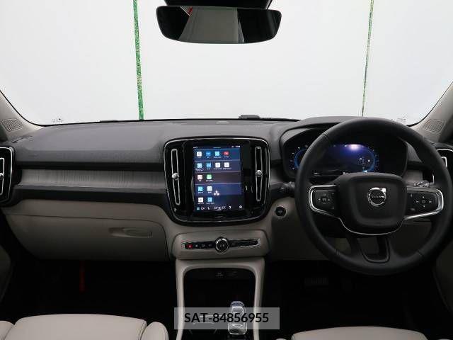 Volvo XC40 2022-10 380204-1