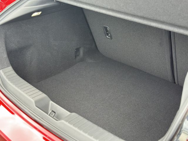 Mazda MAZDA3 2023-01 7138-18