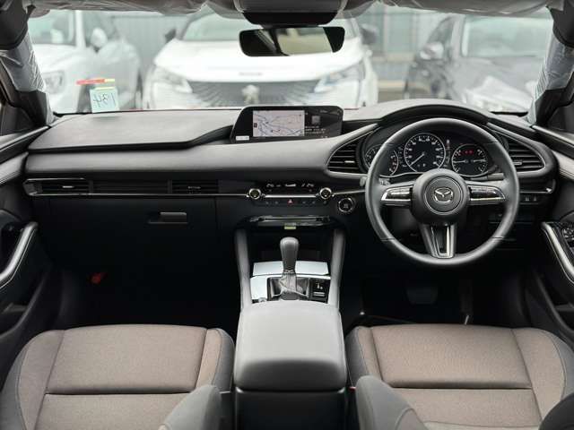Mazda MAZDA3 2023-01 7138-1
